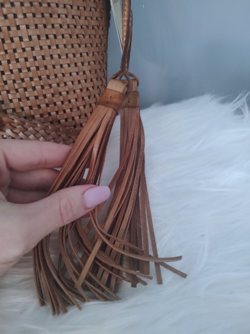 NEW Patricia Nash woven leather crossbody w/tassel NWT - Picture 2 of 12